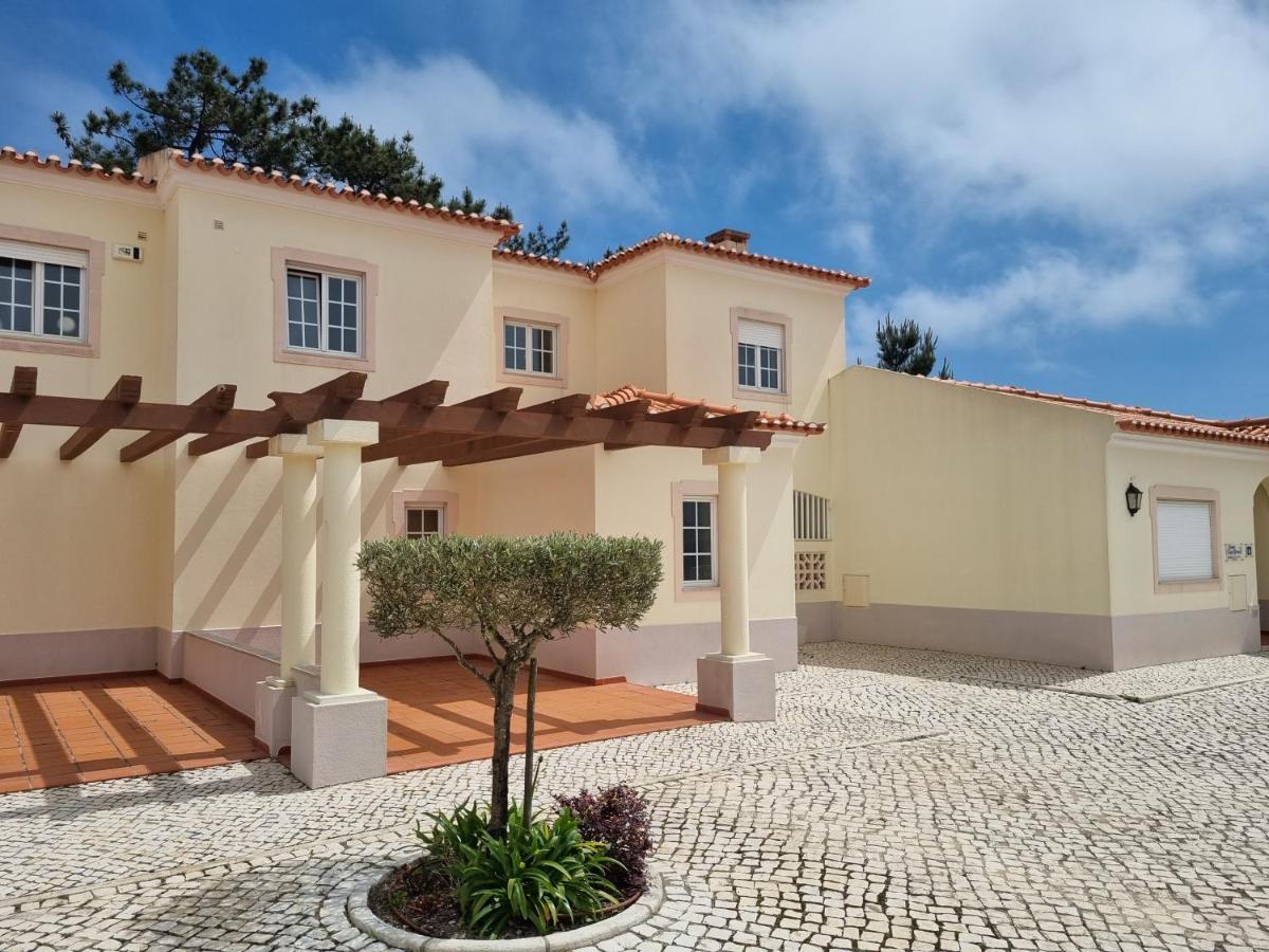 Praia D'El Rey - Townhouse Dom Duarte Amoreira  外观 照片